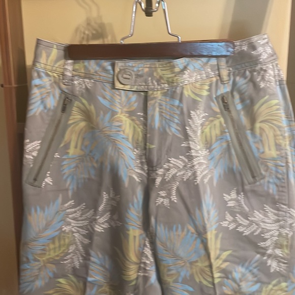 Liz Claiborne Ankle Length Pants - Picture 4 of 7